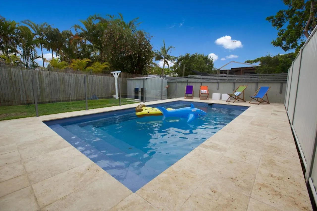 23 Bryce St Moffat Beach Caloundra Holiday home